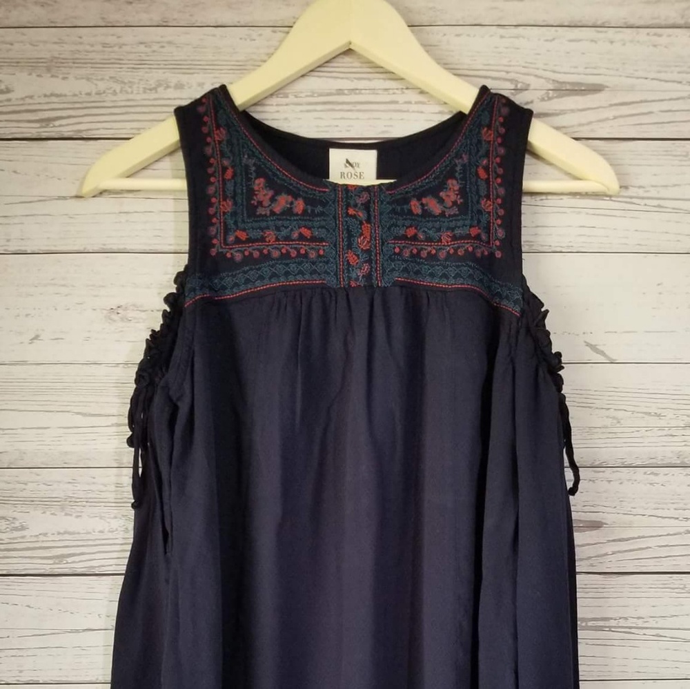 Knox Rose Cold Shoulder Dress